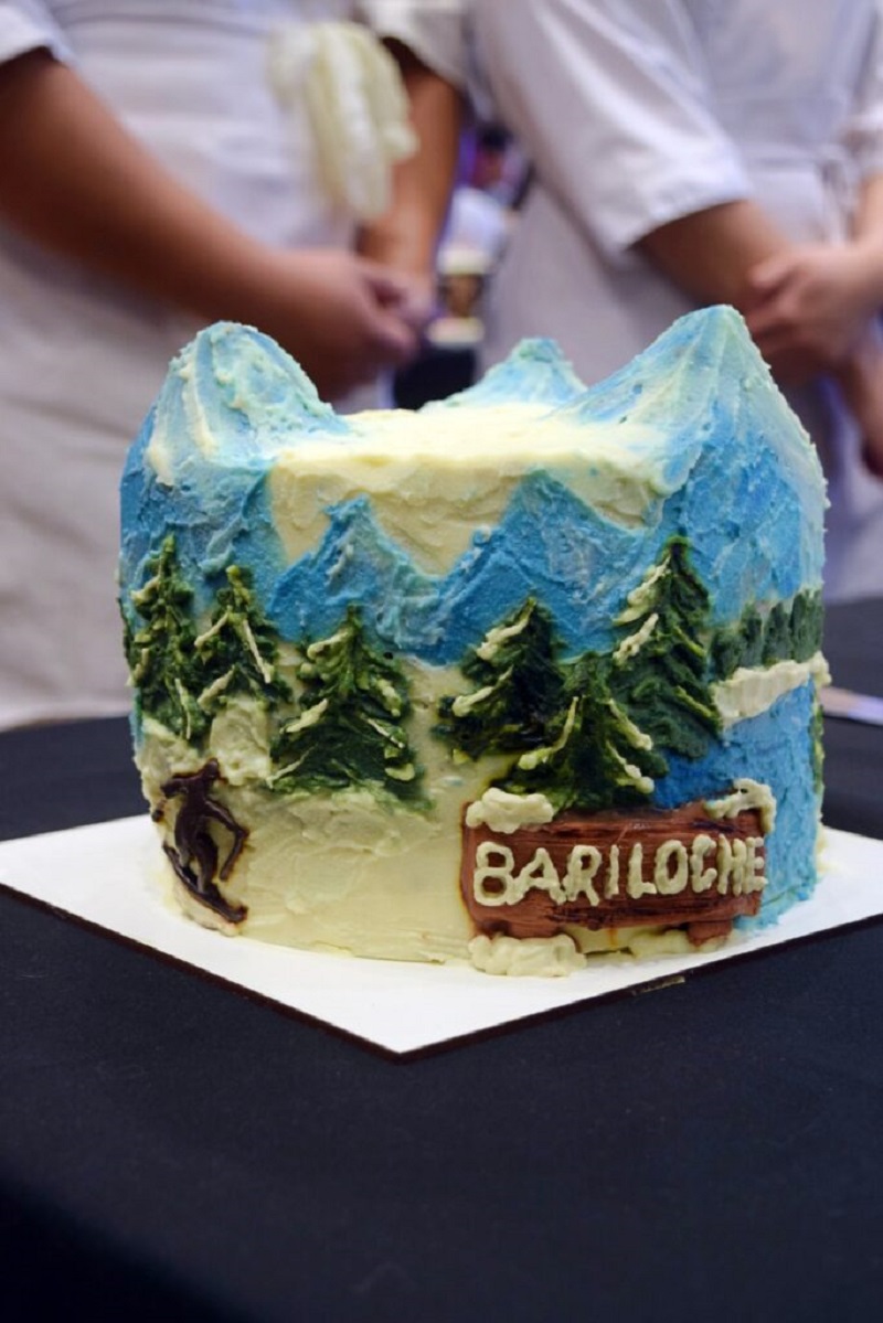 Bariloche vivió un festín de azúcar y emoción con el Concurso de Tortas en la Fiesta Nacional de la Nieve 2025