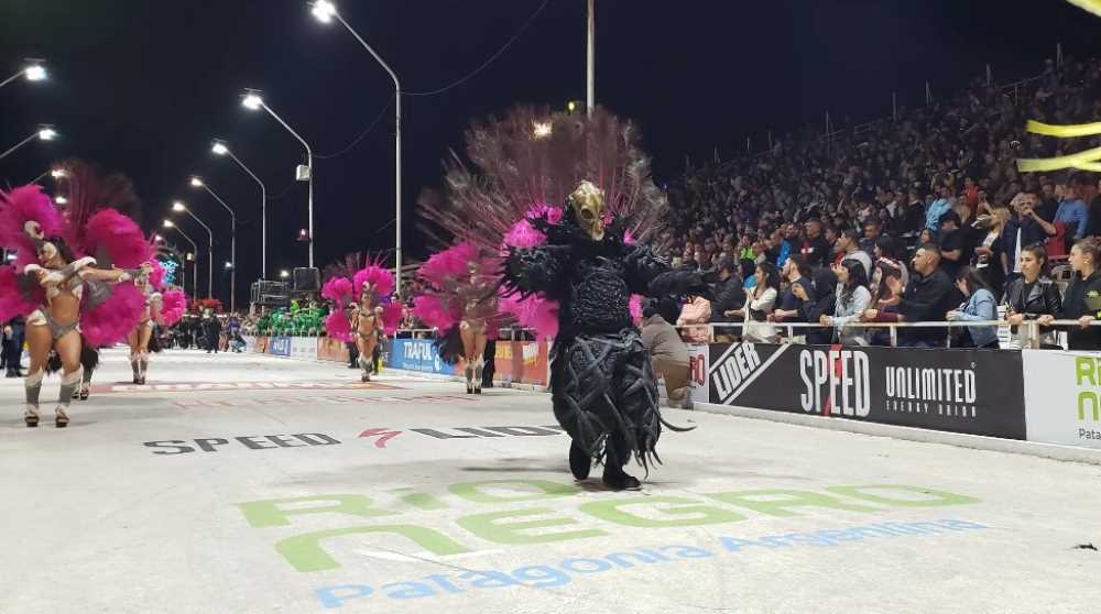 La promoción turística de Río Negro llegó al Carnaval de Gualeguaychú