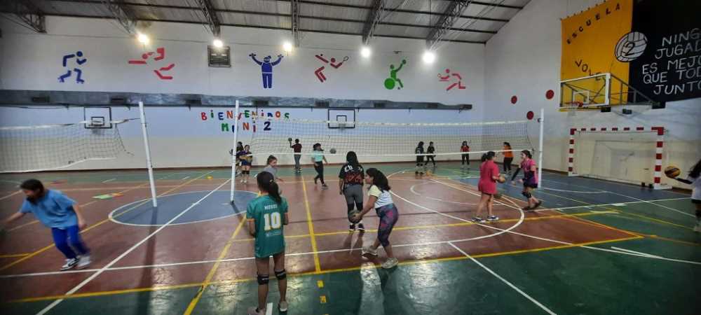 ¡Sumate al Vóley! La Escuela Municipal abre sus puertas para todas las edades