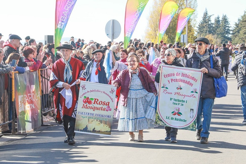 ¡Bariloche está de fiesta y la calle Mitre se viste de celebración!
