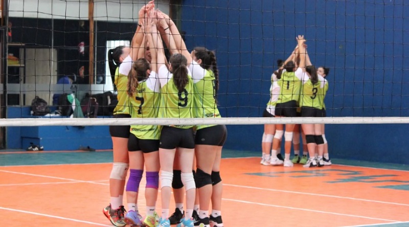 El vóley juvenil argentino compite en Bariloche