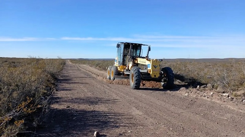 Vialidad Rionegrina realiza tareas de mantenimiento en rutas provinciales