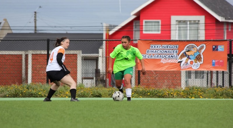El fútbol femenino de Río Negro se prepara para los Juegos de La Araucanía