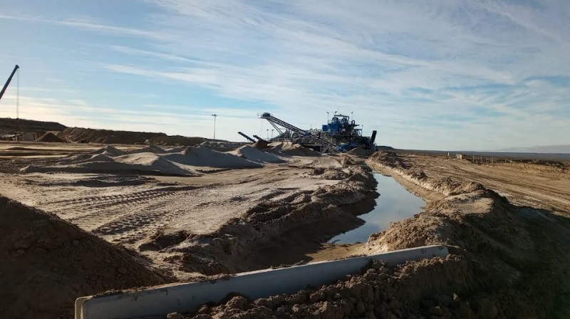 El DPA fiscaliza uso de agua en cantera y planta de lavado de arena de YPF