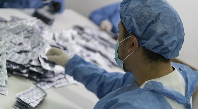 Salud recibió 450.000 unidades de medicamento producido por PROFARSE