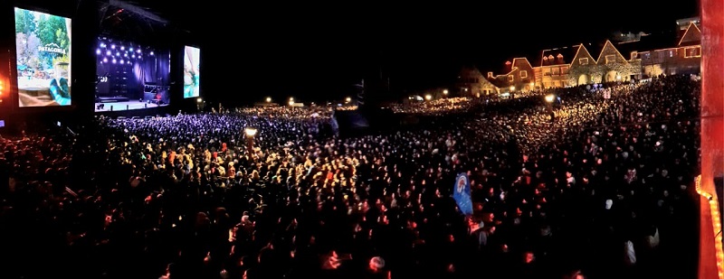 Bariloche vibró con Tiago PZK: trap, Fiesta de la Nieve y conciencia en una noche inolvidable