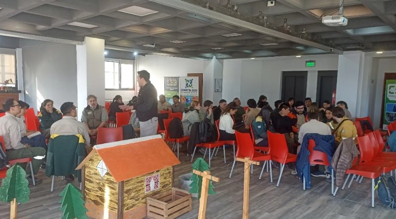 Taller en Bariloche fortalece la prevención con Educación Ambiental