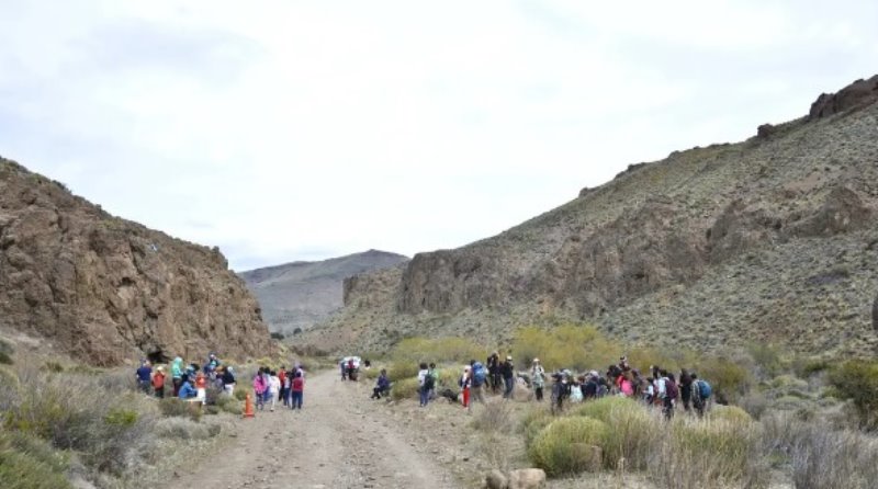 Estudiantes exploran el Área Natural Protegida Río Limay