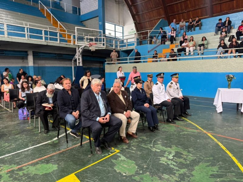 Cortés destacó la labor policial en el 68° Aniversario de la fuerza provincial