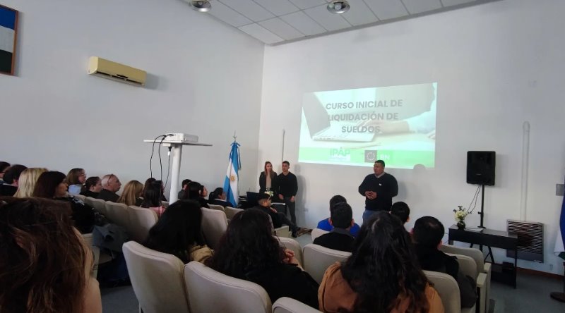 Más de 130 agentes se capacitaron en Liquidación de Sueldos