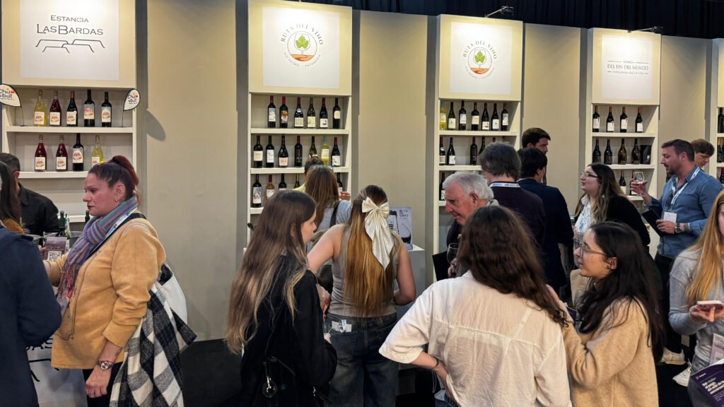 Río Negro mostró sus vinos y enoturismo en la feria más importante del país